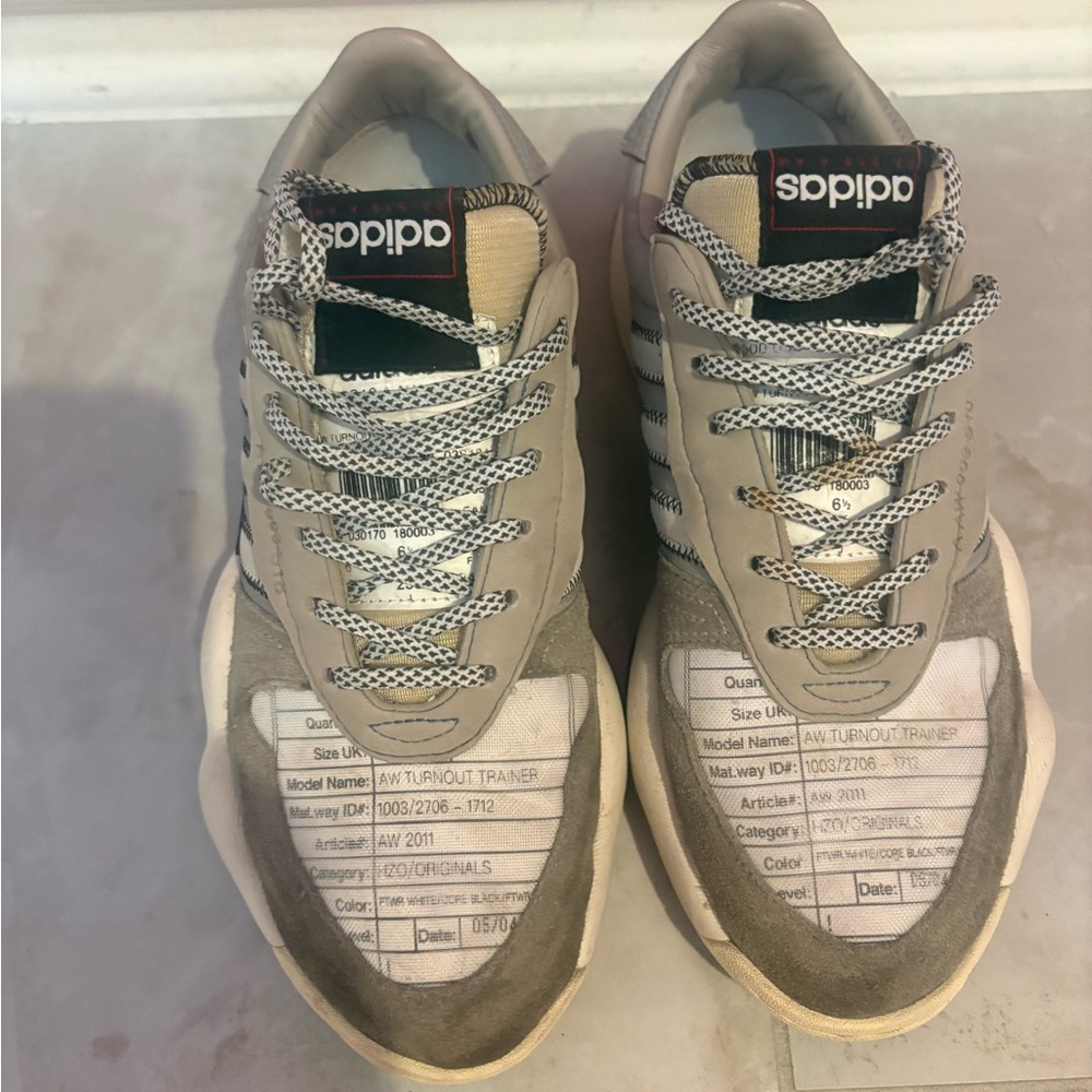 Adidas/Alexander Wang sneaker; size: (men’s 7/women’s 9) - Picture 4 of 4
